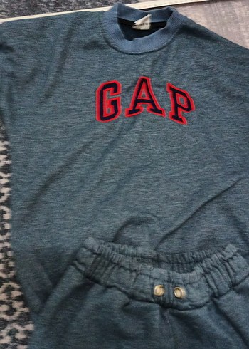 GAP Nakışlı Gri Erkek Cocuk Eşofman Takımı - Görsel 3