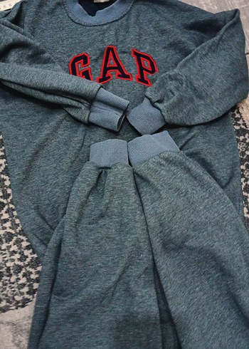 GAP Nakışlı Gri Erkek Cocuk Eşofman Takımı - Görsel 5