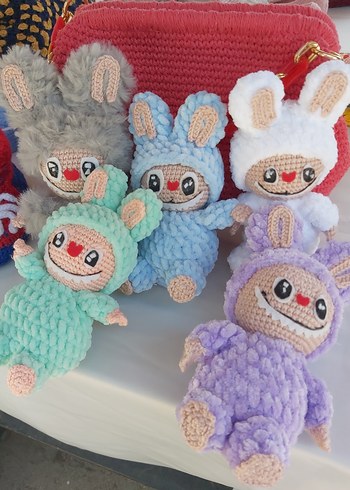 Diğer Renkli Tavşan Temalı Peluş Oyuncaklar
