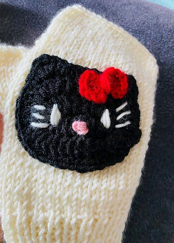 Beyaz Örgü Kadın Eldivenleri Siyah Kedi Desenli - Görsel 4