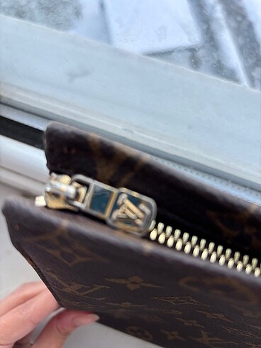  Beden Lv clutch