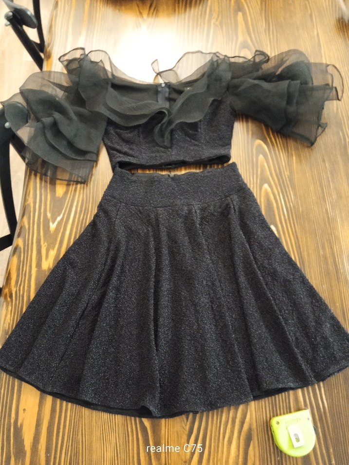 V Yaka Siyah Midi Gotik Mezuniyet Elbisesi - Görsel 3