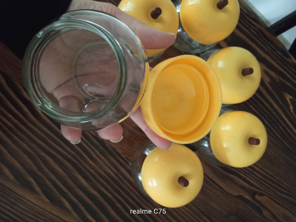 Sarı Kapaklı Cam Saklama Kavanozları - Görsel 3