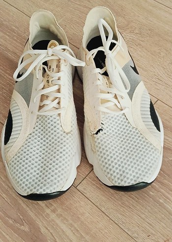 Nike Beyaz Kadın Spor Ayakkabısı