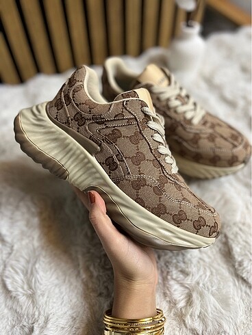 Gucci spor ayakkabı a kalite