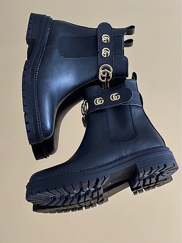 39 Beden Gucci siyah bot