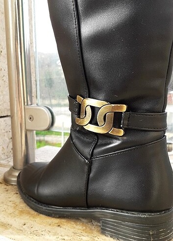 Diğer BAYAN SİYAH GOLD TAŞLİ CİZME