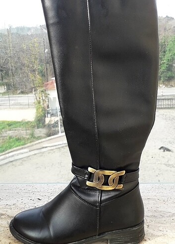 37 Beden BAYAN SİYAH GOLD TAŞLİ CİZME