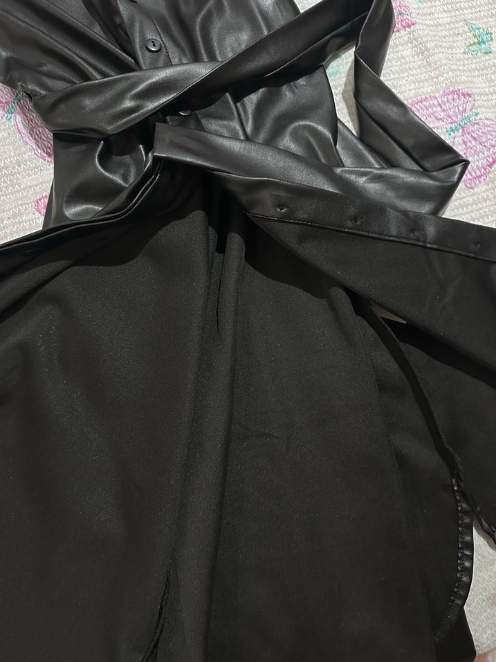 Kadın Siyah Deri Kuşaklı Uzun Ceket - Görsel 4