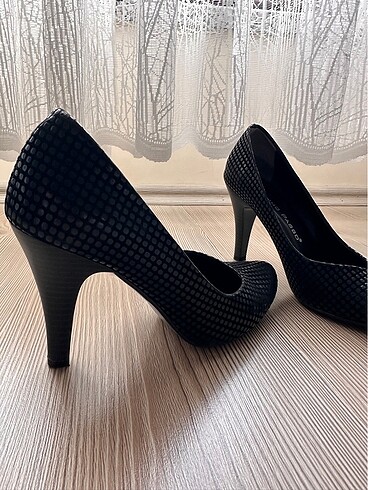 36 Beden siyah Renk Stiletto ayakkabı