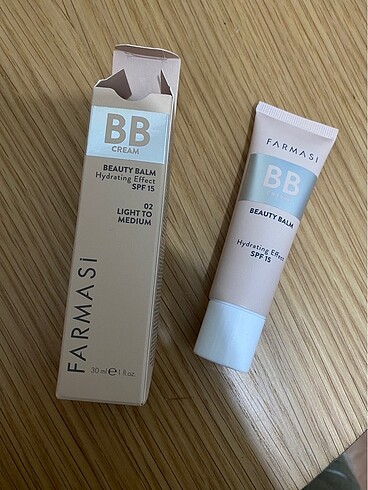 BB Cream 02 Medium Farmasi 30 ml