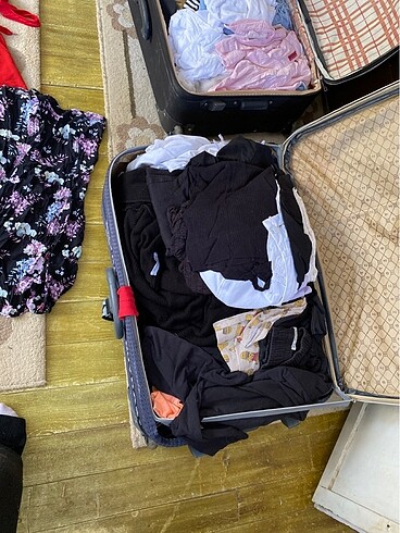 Bershka Elbise mayo şort etek ayakkabı