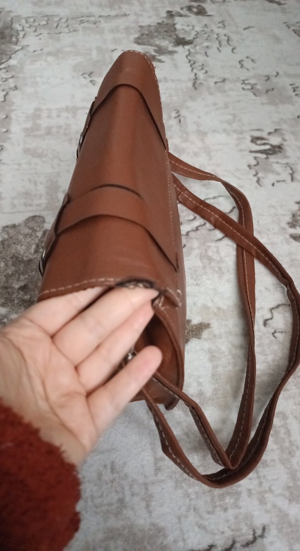 Kahverengi Tokalı Kadın Çanta - Görsel 3