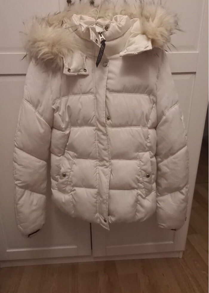 Bershka kuş tüyü mont - Görsel 2