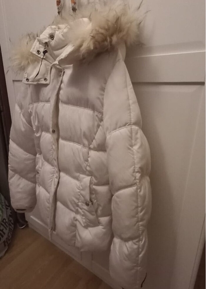 Bershka kuş tüyü mont - Görsel 5