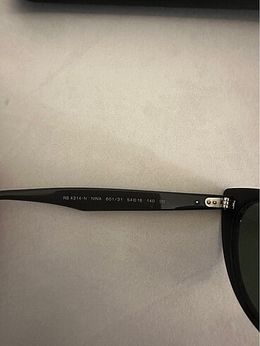  Beden siyah Renk Ray Ban Nina Cat Eye