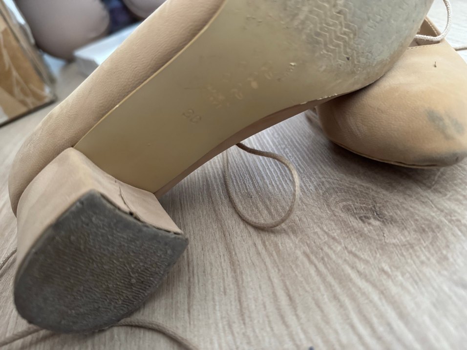 Bej Süet Stiletto Bağcıklı Kadın Ayakkabı - Görsel 2