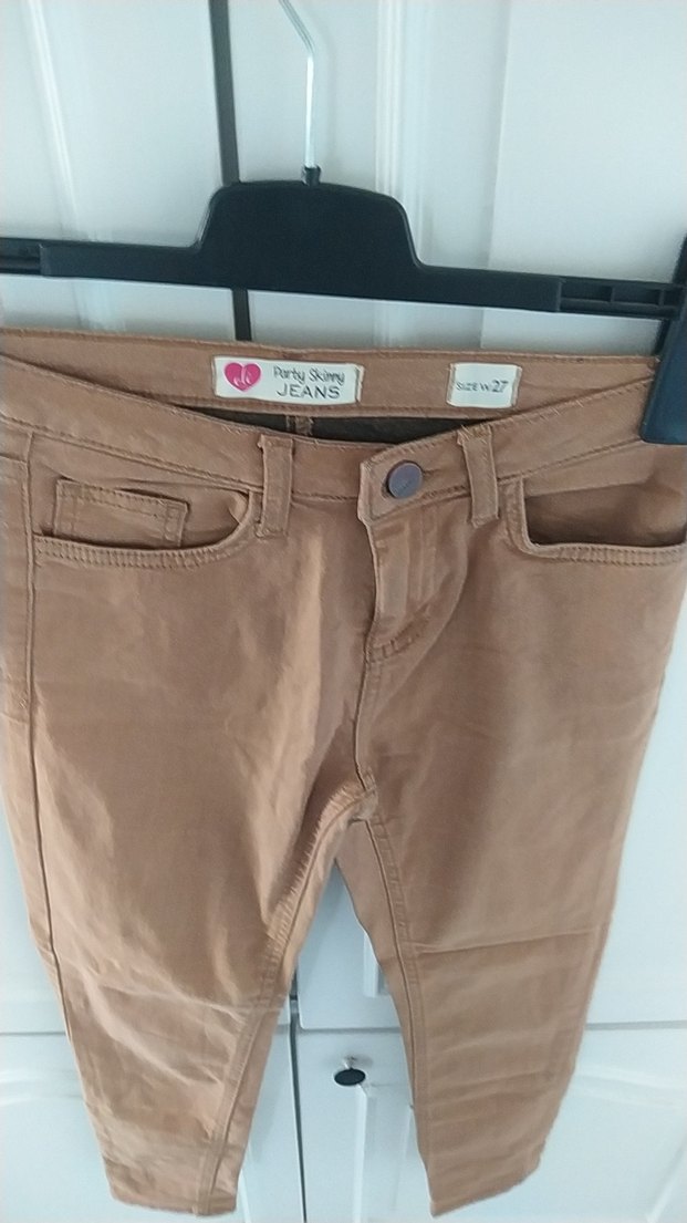 Bej Süet Kemerli Dar Kesim Kadın Pantolon - Görsel 3