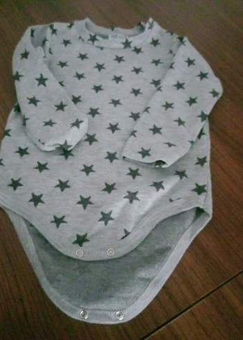 Gri Uzun Kollu Yıldız Desenli Bebek Body - Görsel 4