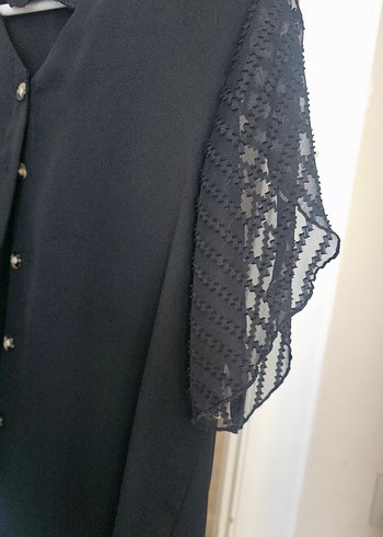 Siyah V Yakalı Düğmeli  Bluz - Görsel 5