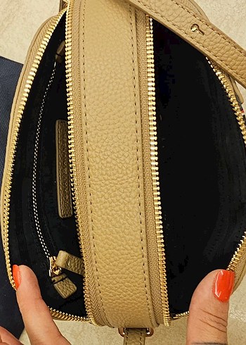 Tommy Hilfiger Bej Deri Kadın Çapraz Çanta - Görsel 8