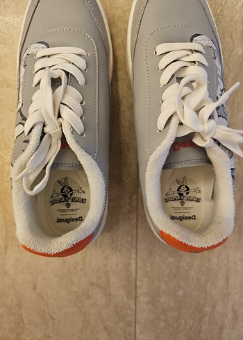 Gri DESİGUAL BUGGS BUNNY Kadın Spor Ayakkabı - Görsel 6