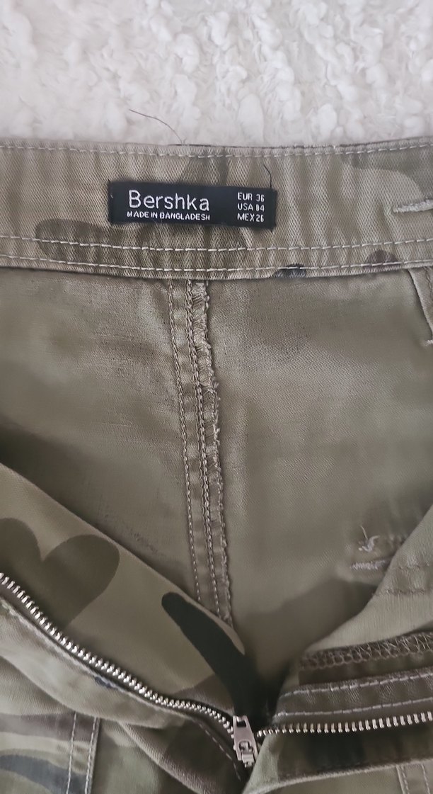 Bershka Kamuflaj Desenli kargo Pantolon - Görsel 5