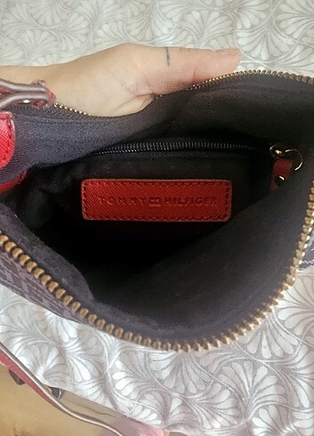 Tommy Hilfiger TOMMY HİLFİGER POSTACI ÇANTA