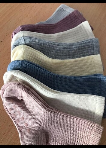 H&M 6,12 ay arası uyumludur kaymazlar