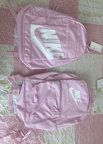 Pembe Nike Kadın Spor Sırt Çantası