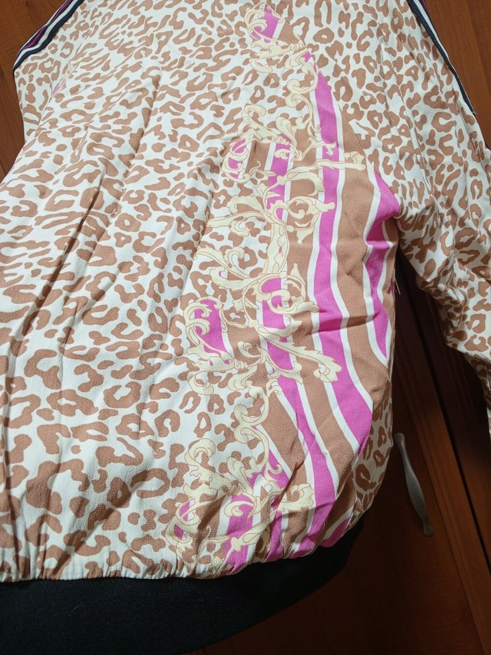 Leopar Desenli Spor Ceket - Görsel 5