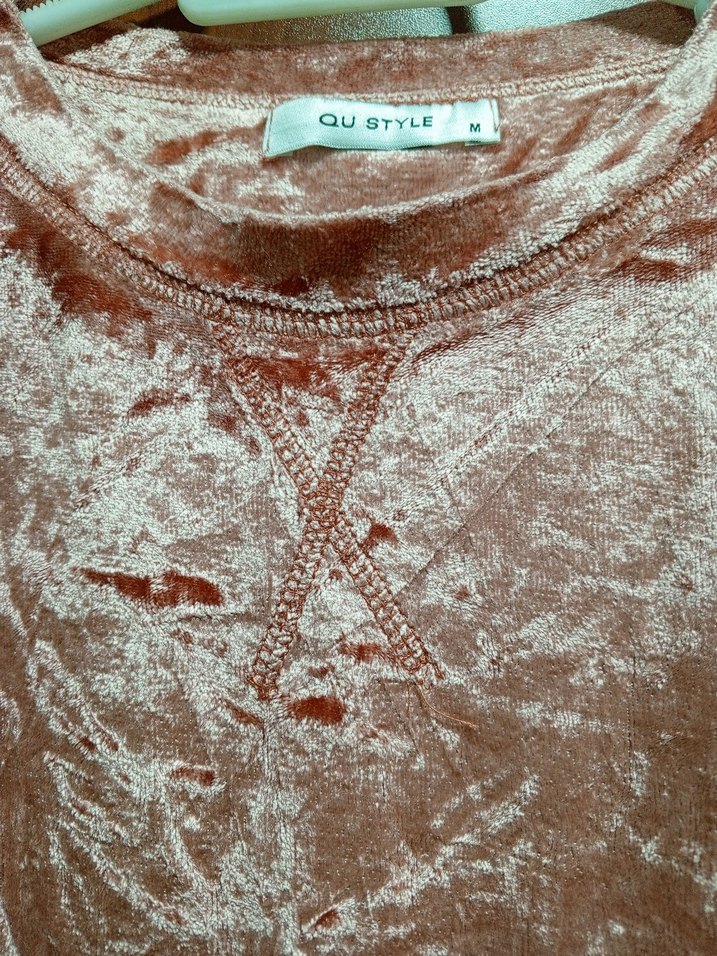 Kadın şeker pembesi kadife bluz - Görsel 2