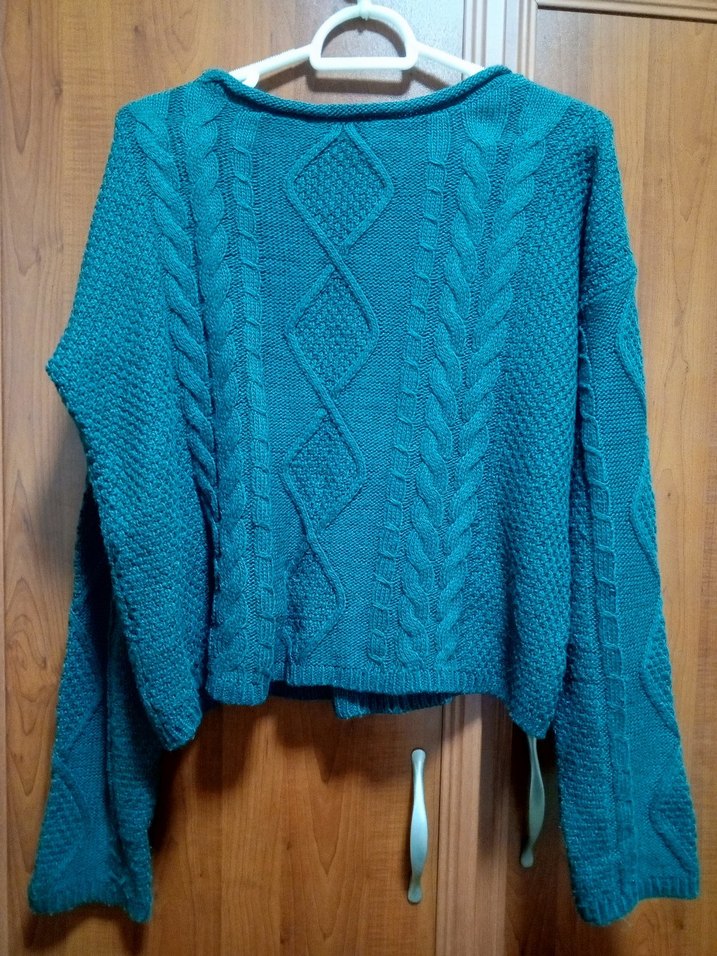 Saç Örgülü Kadın Kazak - Görsel 4