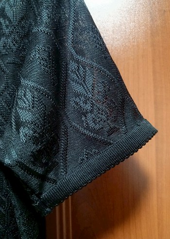 Kısa Kollu Siyah Dantel Detaylı Bluz - Görsel 5