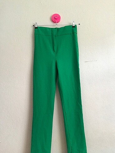 Yeşil pantolon