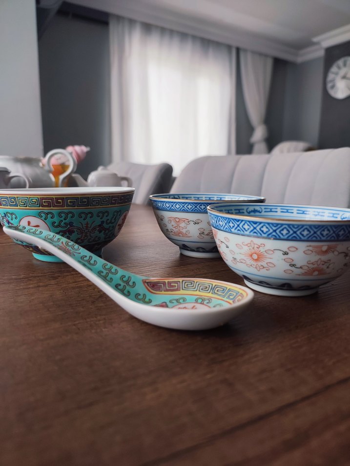 Renkli Desenli Turkuaz Tabak ve Kaşık Seti - Görsel 2