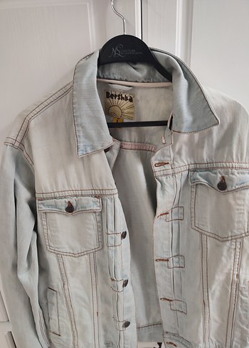 Düğmeli Beyaz Denim Kadın Ceket - Görsel 2