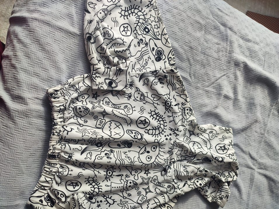 Gri Baskılı Düğmeli Köpek Kıyafeti - Görsel 2