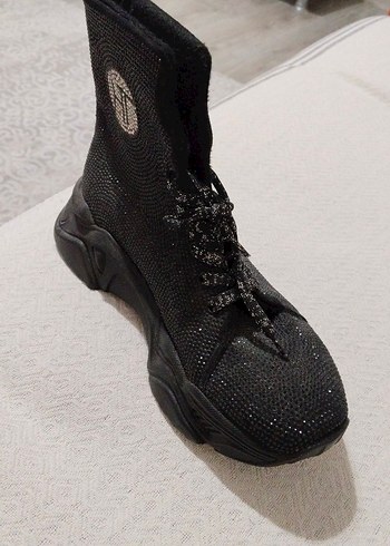 Siyah Payetli Bot - Görsel 7