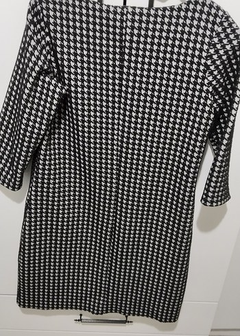 Uzun Kollu Siyah Gri Midi Elbise - Görsel 3