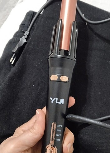 Bukleli saçlar yapmak için ideal  - Görsel 2