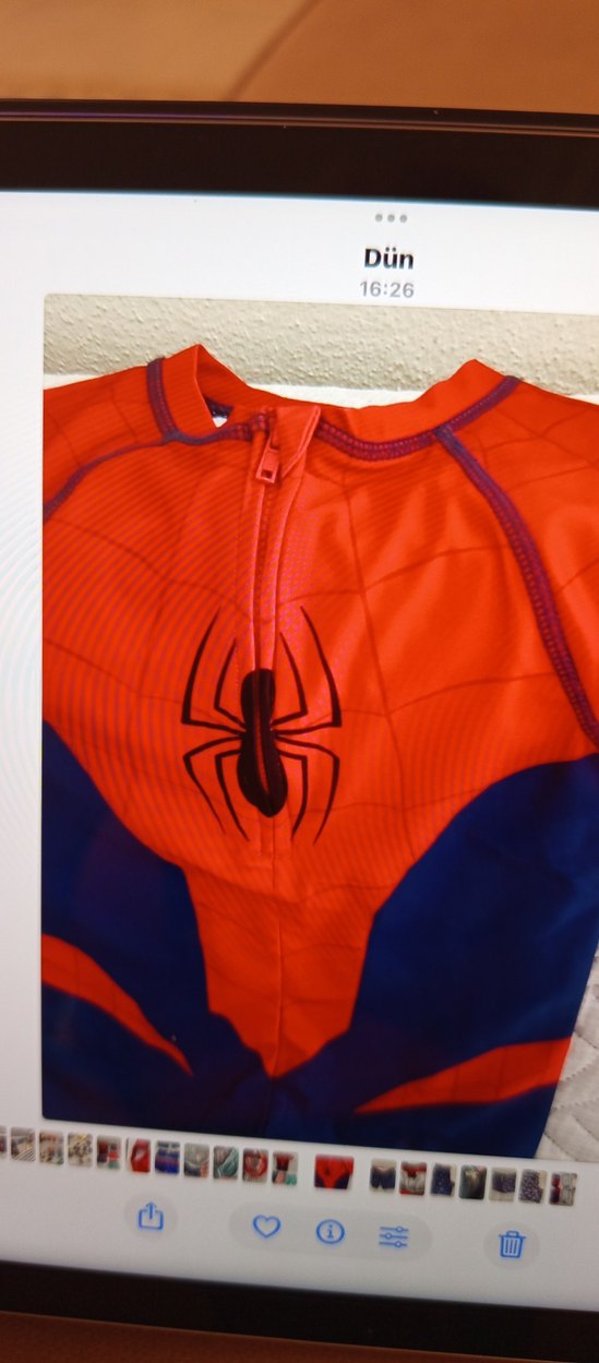 Çocuklar için Renkli Mayo ve Şort Seti - Görsel 2