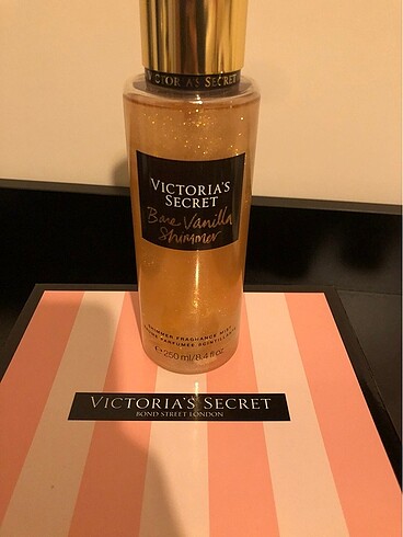 Simli Victoria?s Secret vücut spreyi
