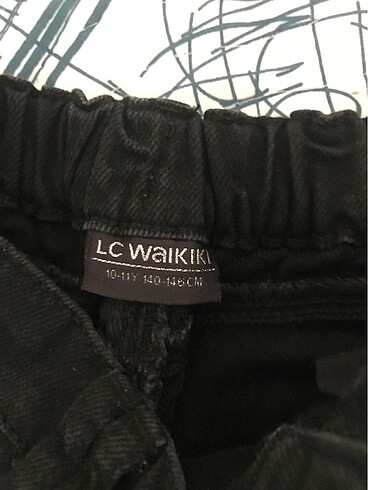 LC Waikiki hafif yırtık kot pantolon