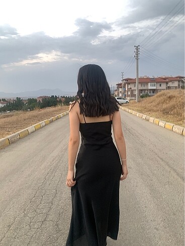 Trendyol & Milla Siyah saten elbise
