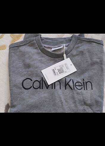 Calvin Klein Sweatshirt