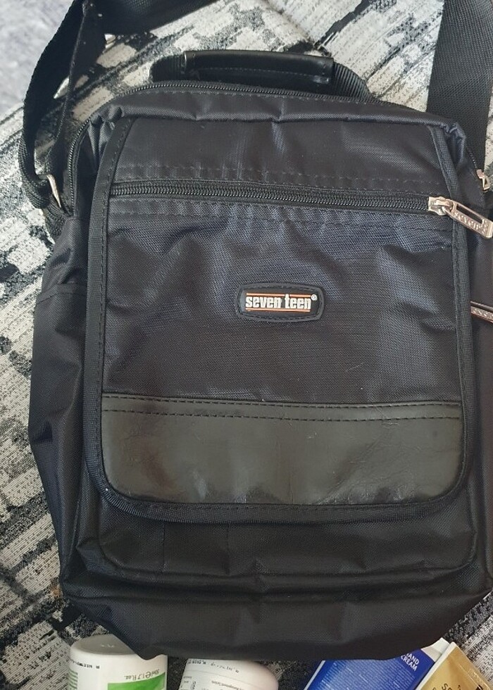 Siyah çanta  - Görsel 3