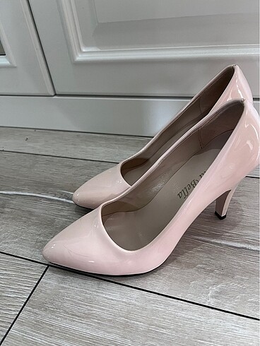 Stiletto ayakkabı