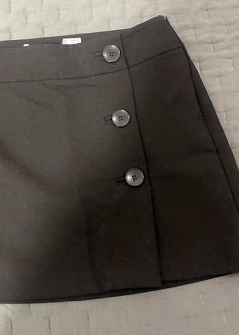 Düğmeli Siyah Mini Etek - Görsel 2