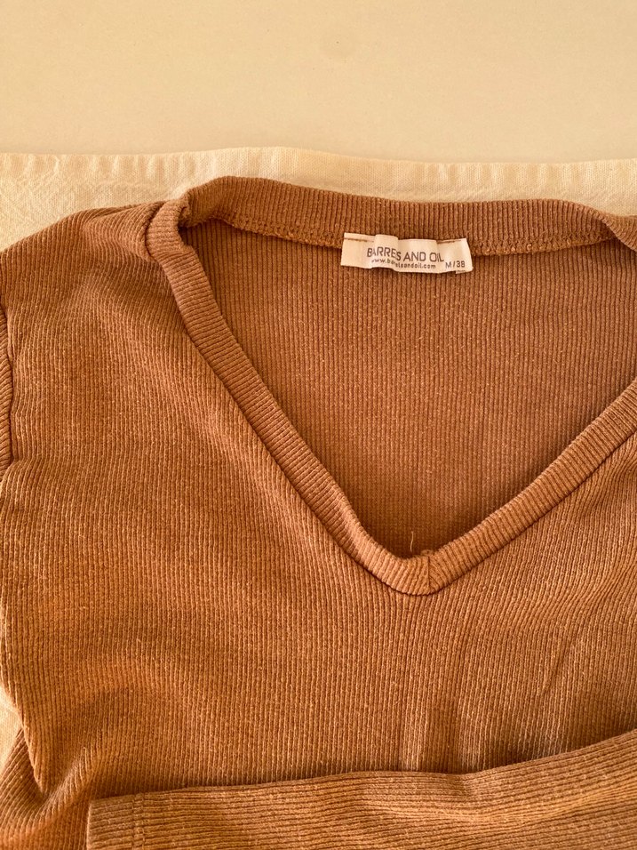 Bej Süet V Yaka Kadın Kazak - Görsel 3